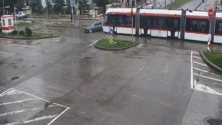 Dikkatsizliklerini az daha canlarıyla ödeyeceklerdi G3