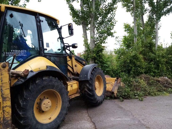 Başiskele’de molozlar anında toplanıyor G2