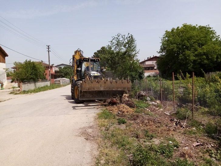 Başiskele’de molozlar anında toplanıyor G3