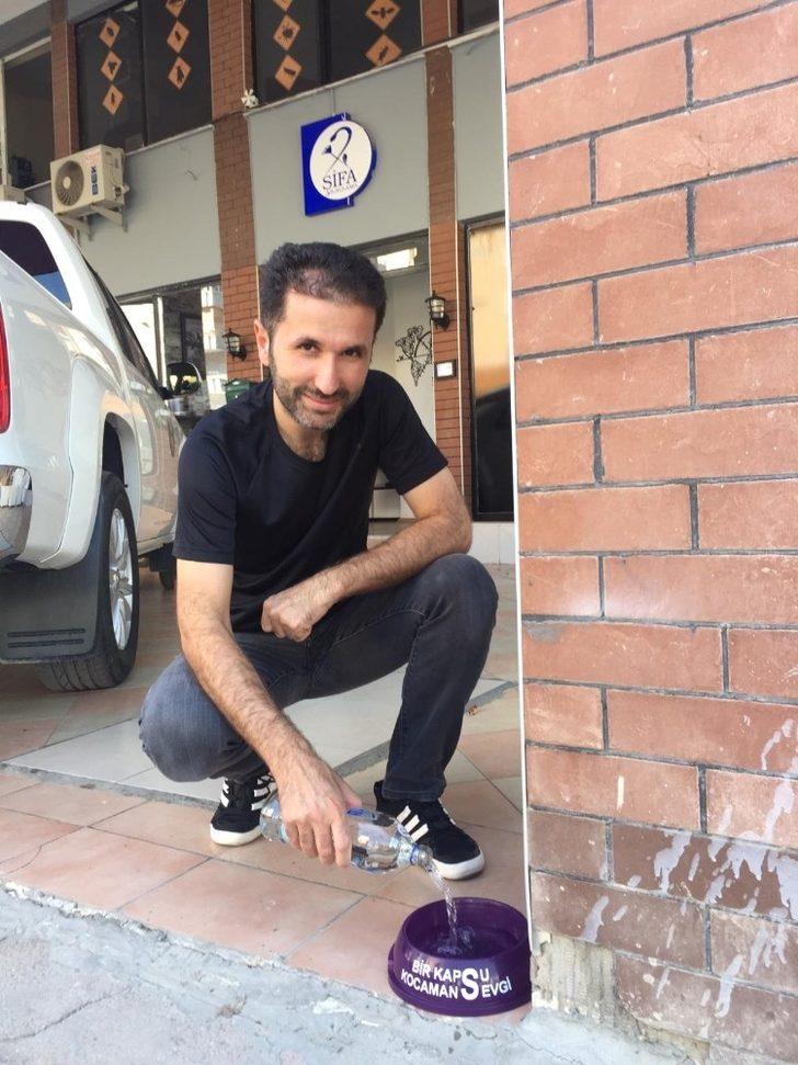 Öğretmen, öğrenci ve velilerden sokak hayvanlarına su G2