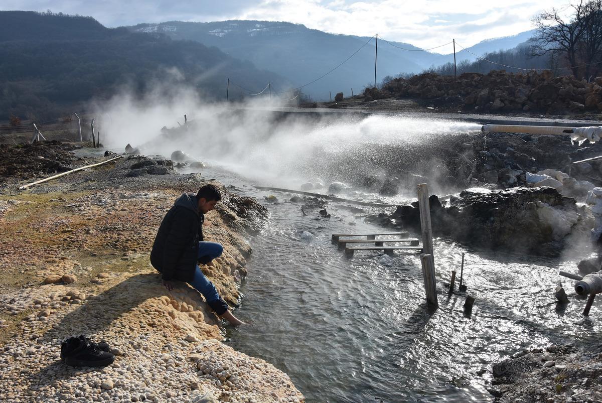 10 yıl &ouml;nce keşfedilmişti! Durmadan akıyor