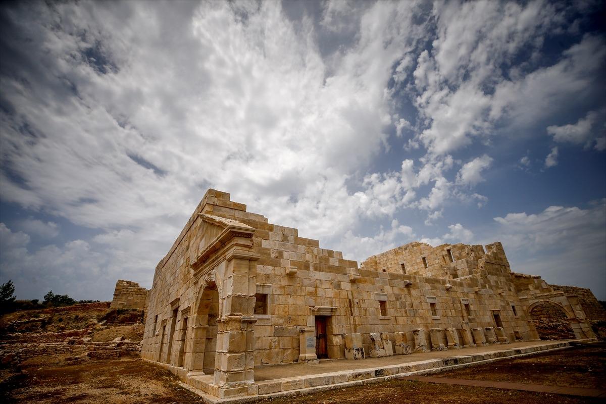 Patara'da ortaya &ccedil;ıktı! Heyecanlandıran keşif