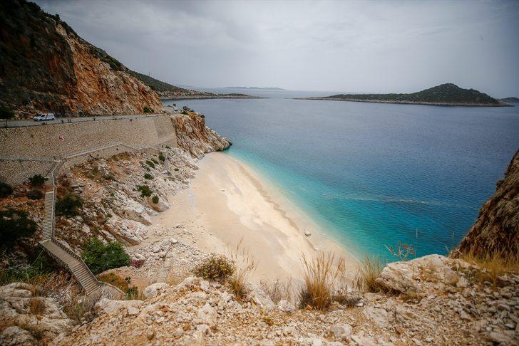 Dünyaca ünlü Kaputaş Plajı'nda koronavirüs sessizliği G4