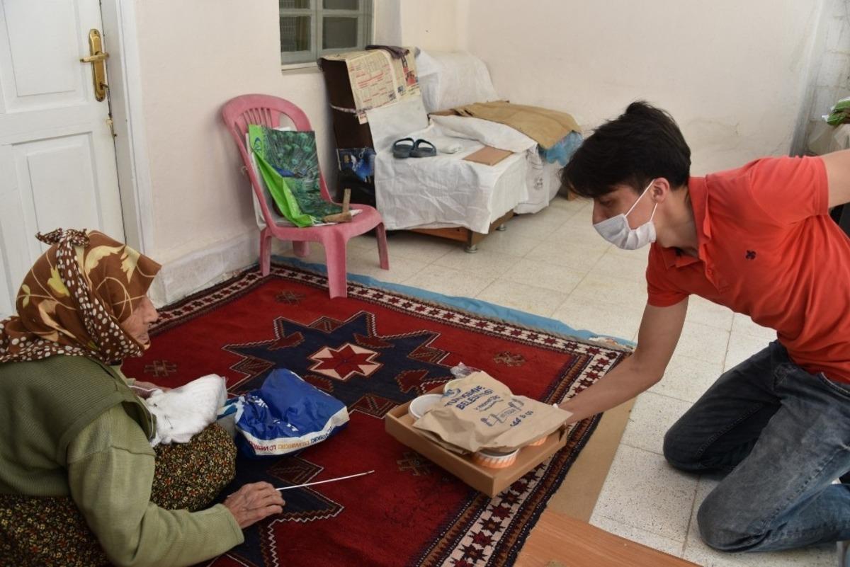 Yunusemre Ramazan&rsquo;da da vatandaşının yanındaydı