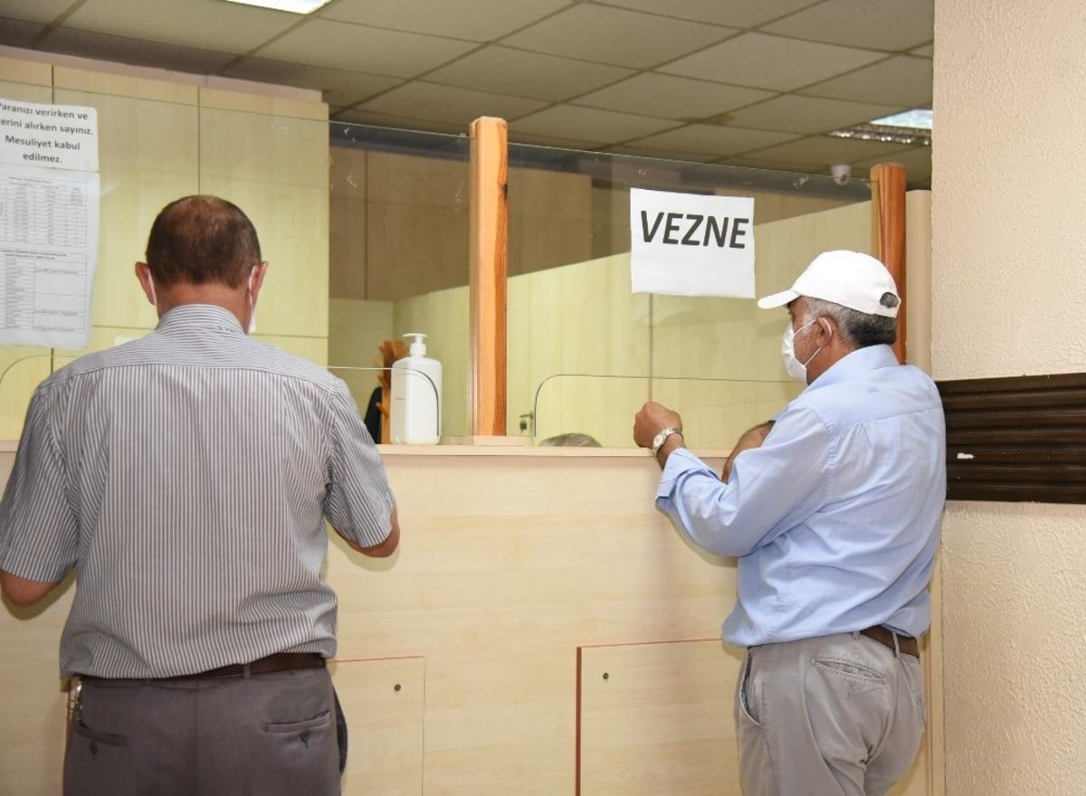 Toroslar Belediyesinde vezneler bu hafta sonu a&ccedil;ık olacak