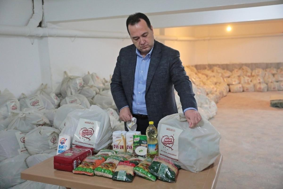 Akhisar Belediyesi, korona vir&uuml;s &ccedil;alışmalarını a&ccedil;ıkladı