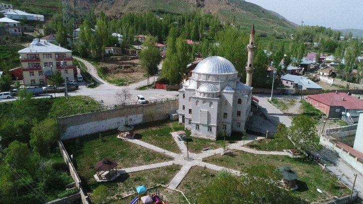 Başkale’de camiler cuma namazına hazır G5