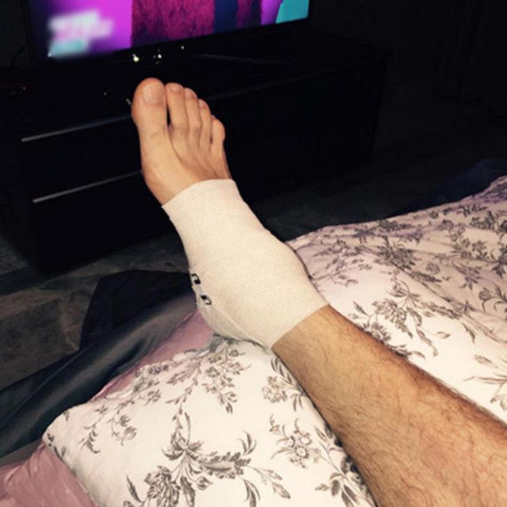 Demet Akalın'dan eşi Okan Kurt'a futbol yasağı G1