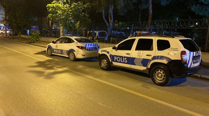 İzmir'de korkun&ccedil; cinayet: 14 yerinden bı&ccedil;aklandı