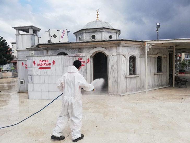 Maltepe’deki camiler dezenfekte edildi G4
