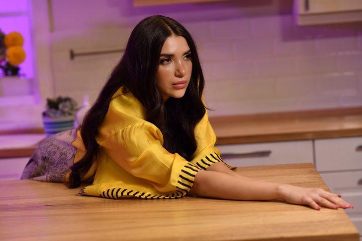 Rafet El Roman'ın kızı Su babasının izinde!  G5