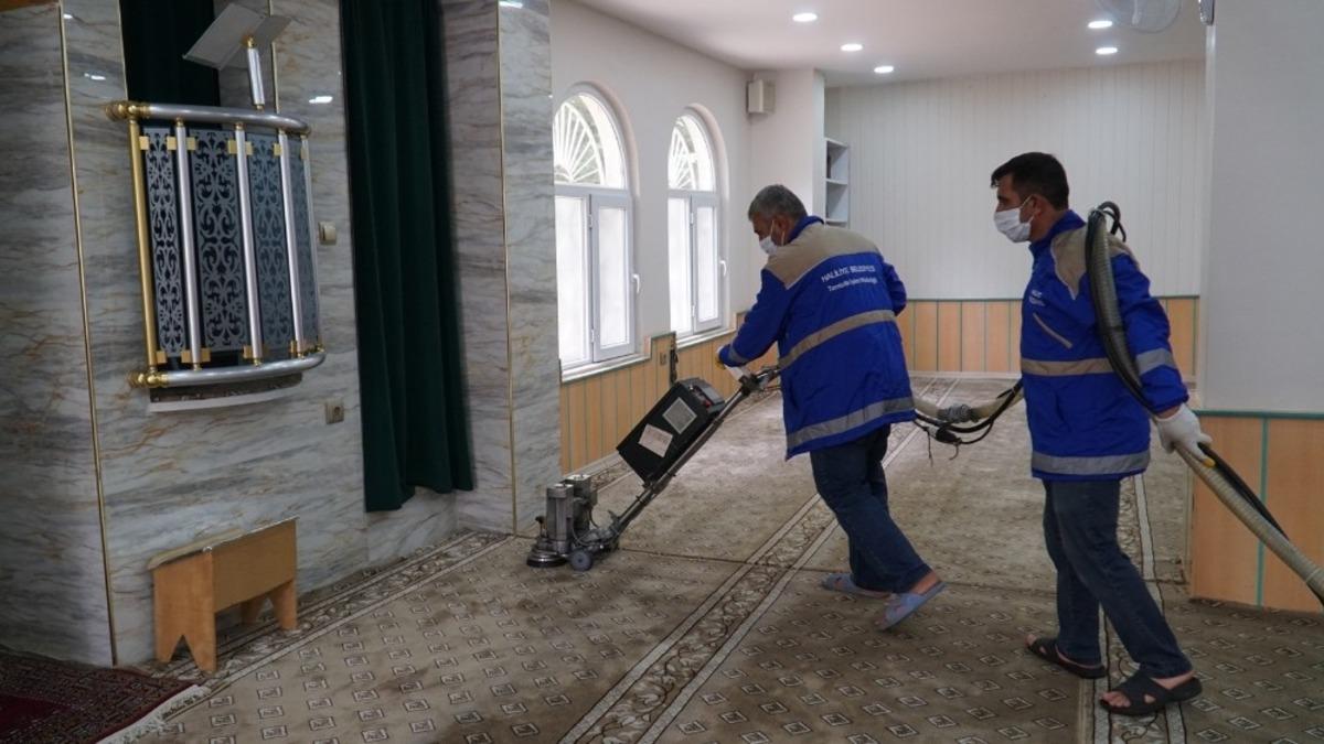 Haliliye&rsquo;de camiler ibadete hazır