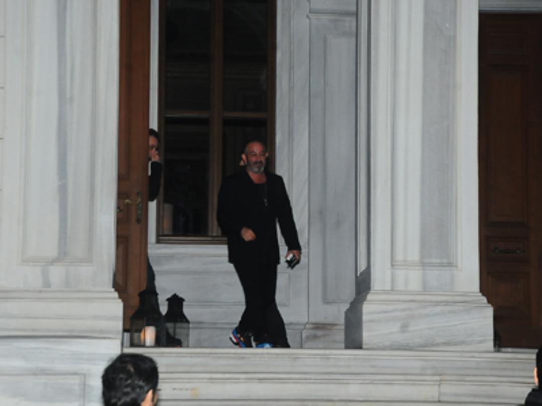 Cem Yılmaz'ın gişe başarısı keyfini yerine getirdi