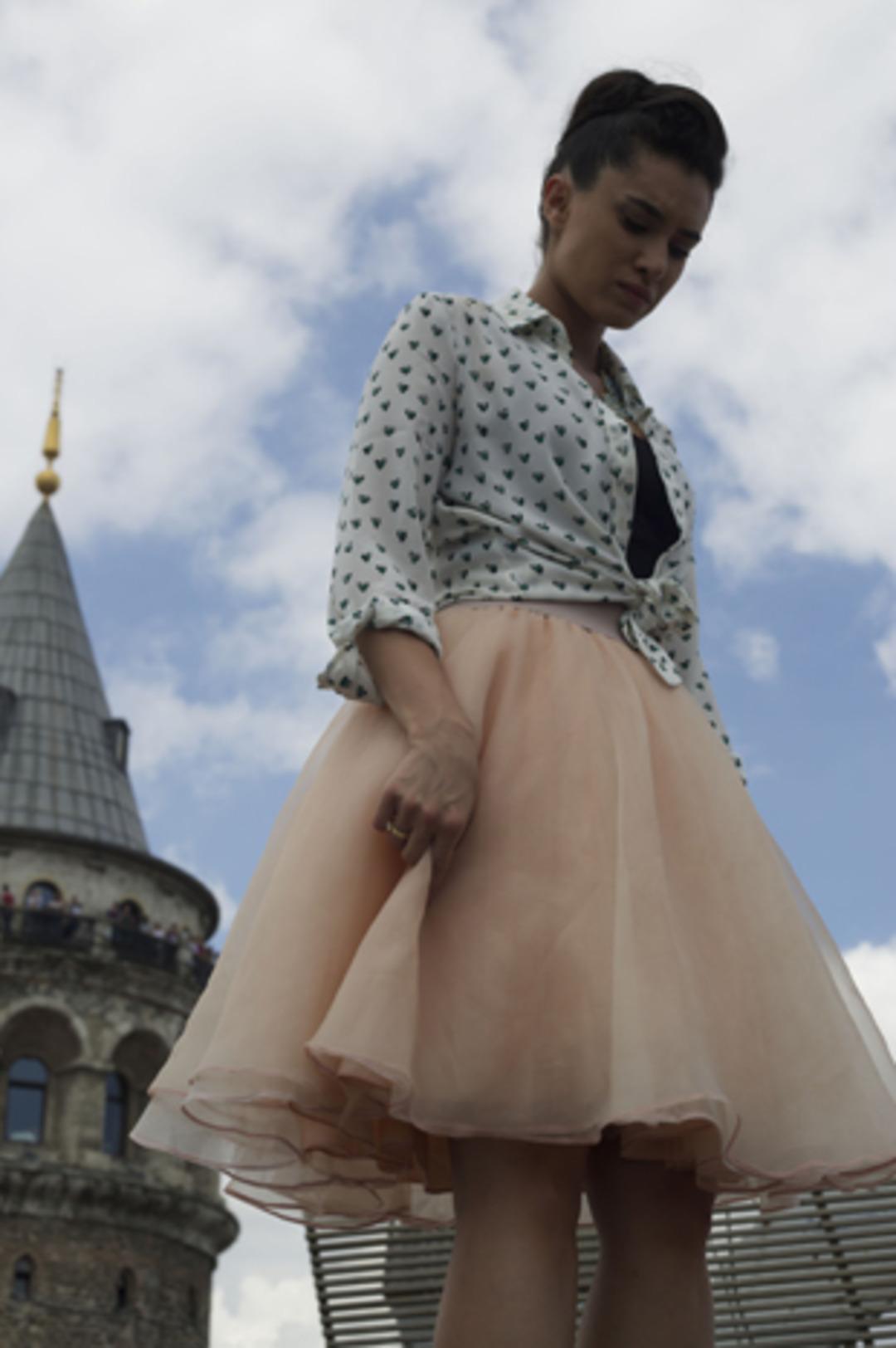 Hande Doğandemir'in &ccedil;ığlıkları seti inletti