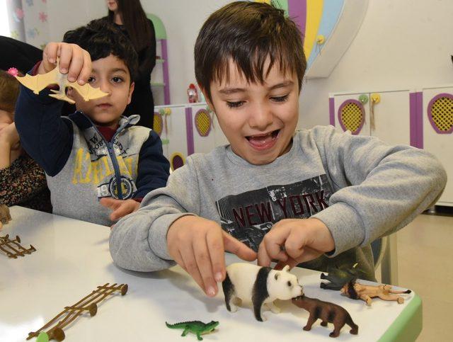 Toroslar Belediyesi’nin kreş ve gündüz bakım evi eğitime başlıyor