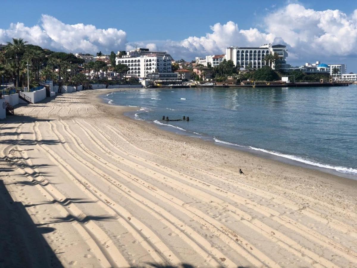 Kuşadası&rsquo;na 6 yeni mavi bayrak