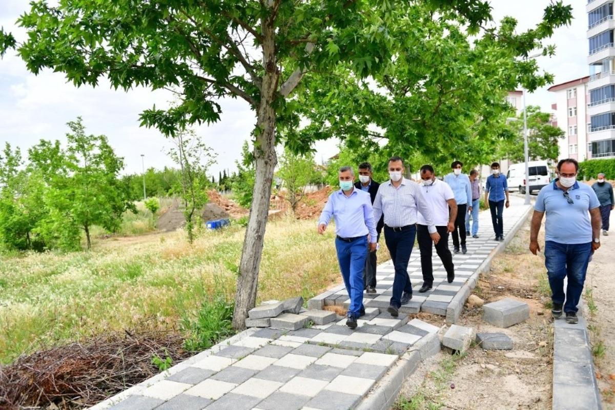 &Ccedil;ınar, millet bah&ccedil;esi proje alanında incelemelerde bulundu