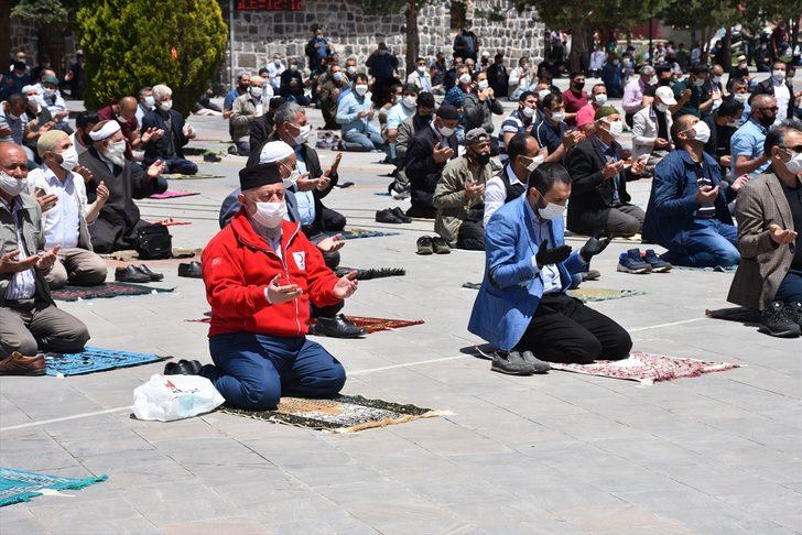 Ardahan Kalesi turizme kazandırılıyor G1