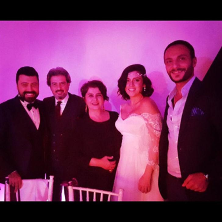 Bülent Emrah Parlak ve Burcu Gönder evlendi G3