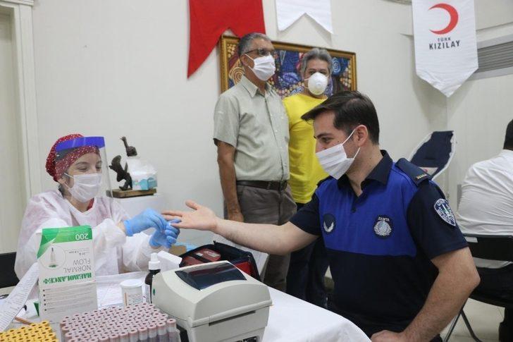 Konak Belediyesinden Kızılay’a destek G2