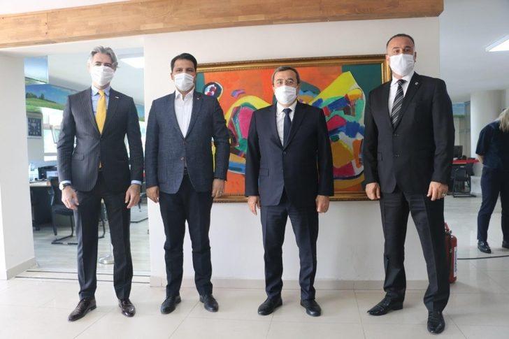 Konak Belediyesinden Kızılay’a destek G3