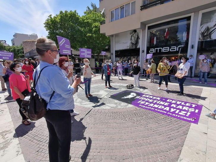 Kuşadası’da kadınlar taciz edilip dövülen hemcinsleri için eylem yaptı G1