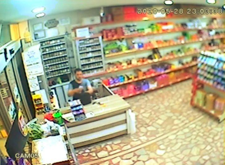 Çöp atmaya çıktı 6 bin lirasından oldu G4