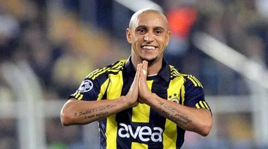 Fenerbahçe'de Roberto Carlos ismi gündeme geldi