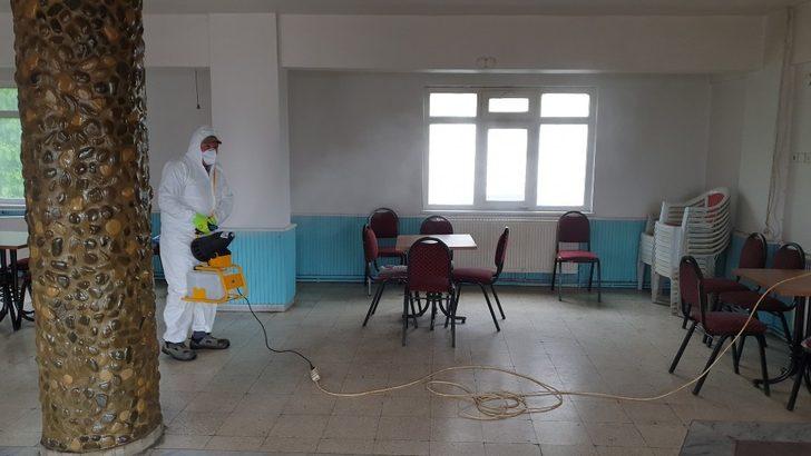 Başkan Şahin, kahvehanelerin dezenfektesini üstlendi G2