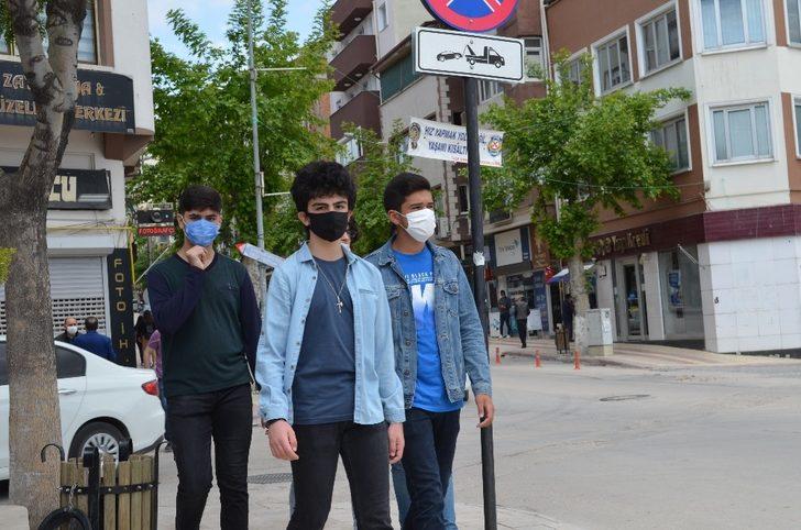 15-20 yaş grubu 3. kez sokağa çıktı G1