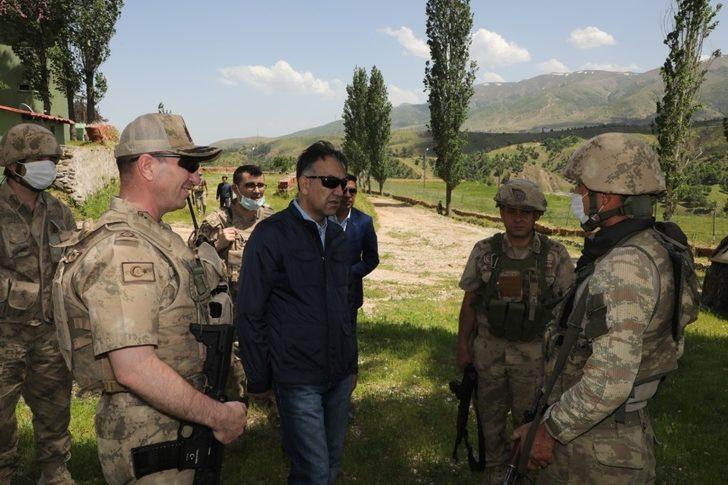 Vali Çağatay’dan jandarma karakoluna ziyaret G2