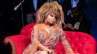 Kuaförüm Sensin'de Bülent Ersoy'a eşlik edecek isimler belli oldu