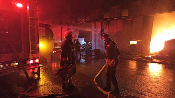 Çorum’da sanayi sitesinde yangın: 5 iş yeri küle döndü G5