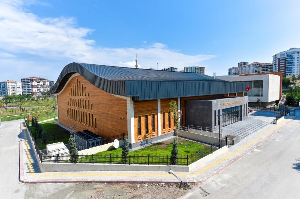 Altındağ&rsquo;daki spor tesisleri kapılarını a&ccedil;ıyor