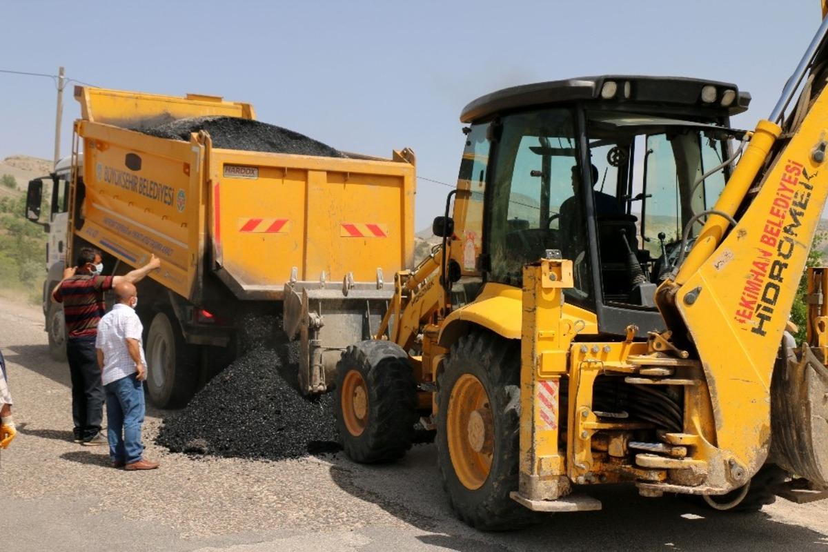 Hekimhan&rsquo;da asfalt &ccedil;alışmaları başladı