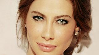 Şenay Akay: 'Zorla öpüp tekmelediler'