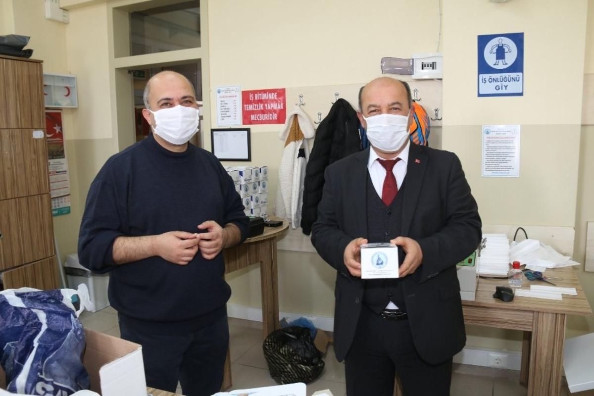 K&uuml;tahya İl Milli Eğitim M&uuml;d&uuml;rl&uuml;ğ&uuml;&rsquo;nden Covid-19&rsquo;la m&uuml;cadeleye tam destek