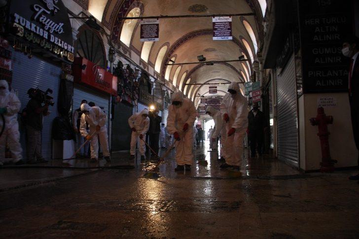 Tarihi Kapalı Çarşı dezenfekte ve temizlik çalışması yapıldı G3