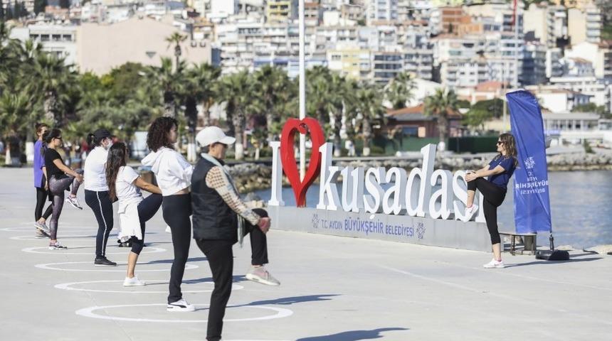 Sosyal mesafeli sabah sporu