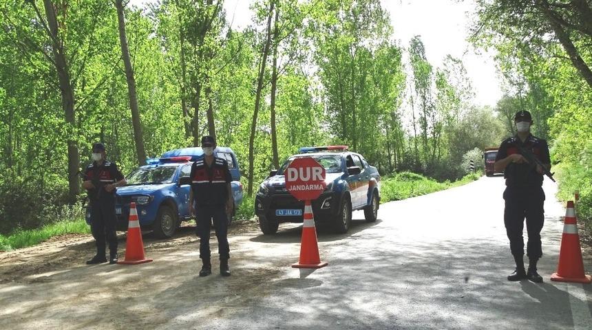 K&uuml;tahya&rsquo;da bir k&ouml;ydeki karantina uygulaması kaldırıldı