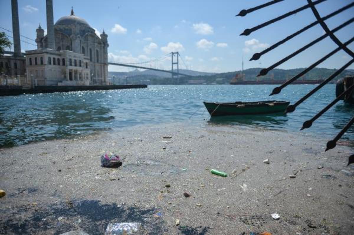 İstanbul Boğazı'ndaki kirlilik tepki &ccedil;ekti