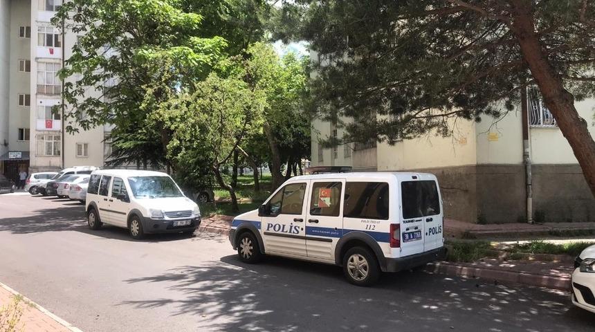 Haber alınamayan şahıs evinde ölü bulundu