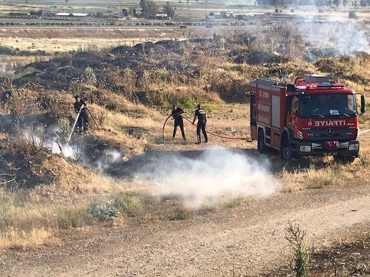 Cezaevi yanındaki arsada çıkan yangın korkuttu G2