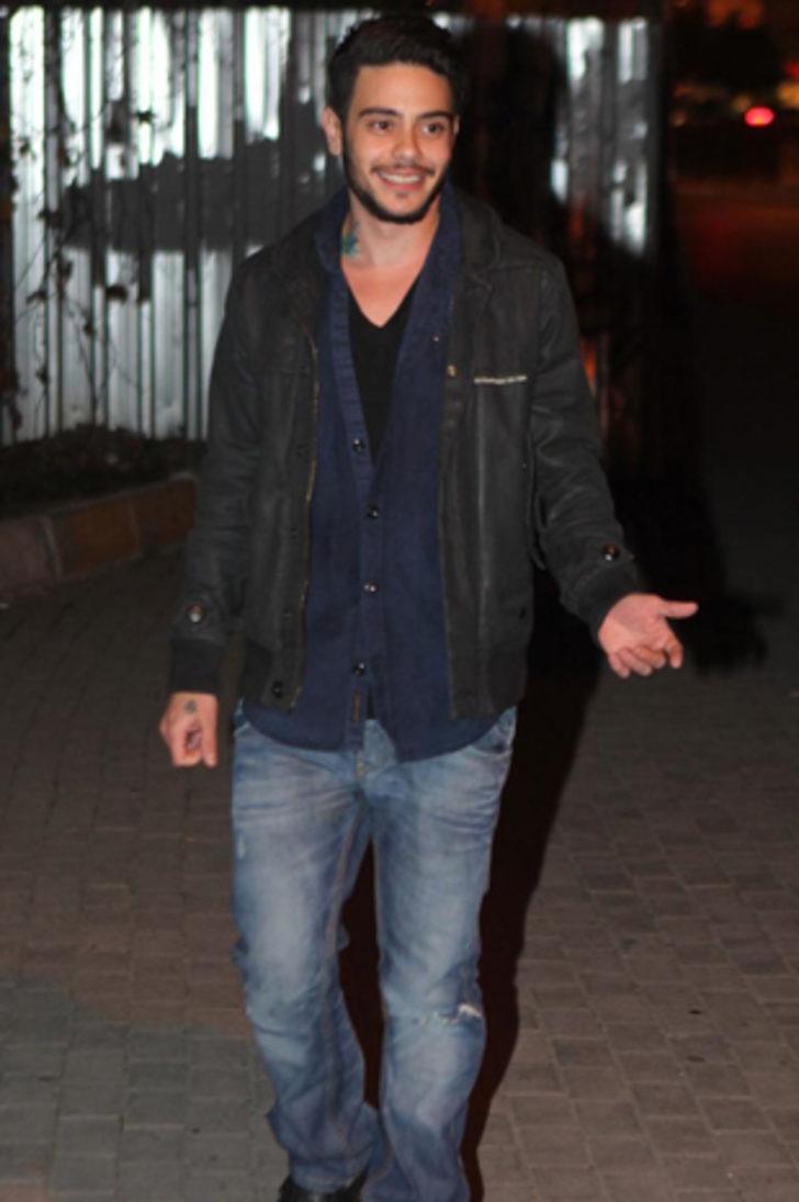 Rüzgar Erkoçlar'ın ilişki durumu karışık G2