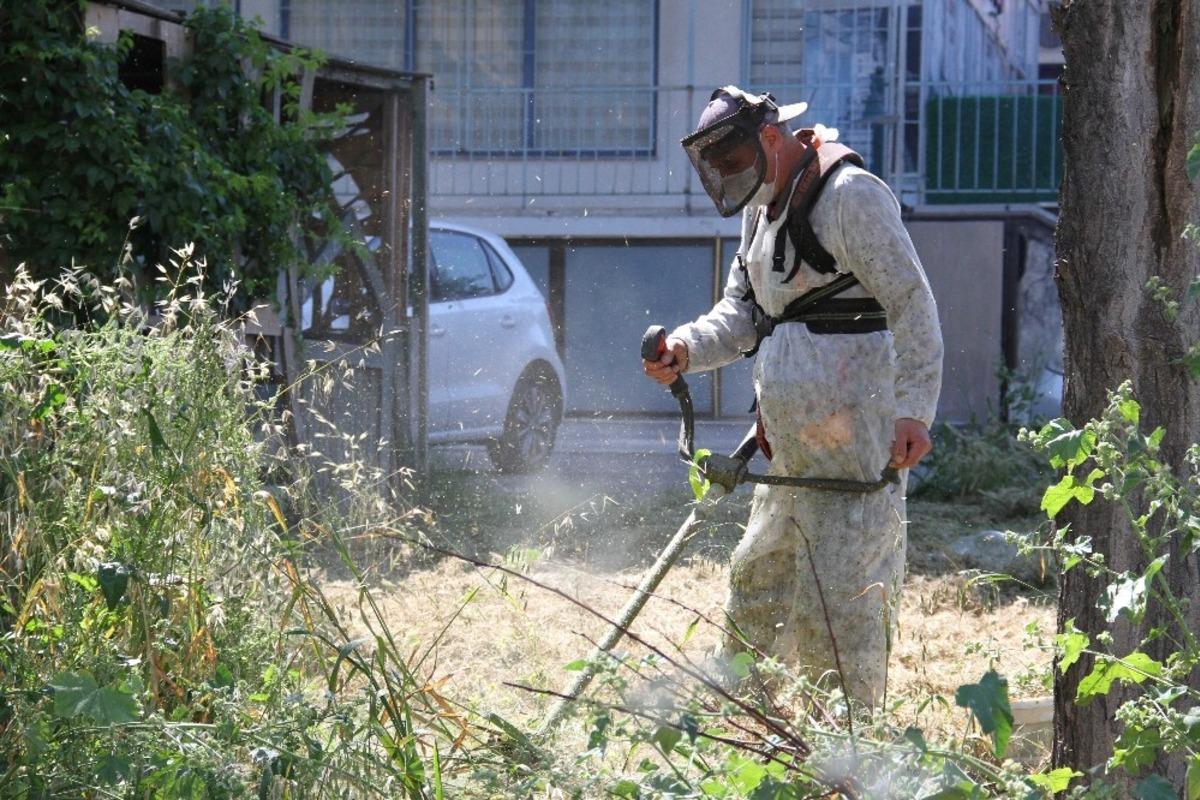 Kartal Belediyesinden yaz temizliği seferberliği
