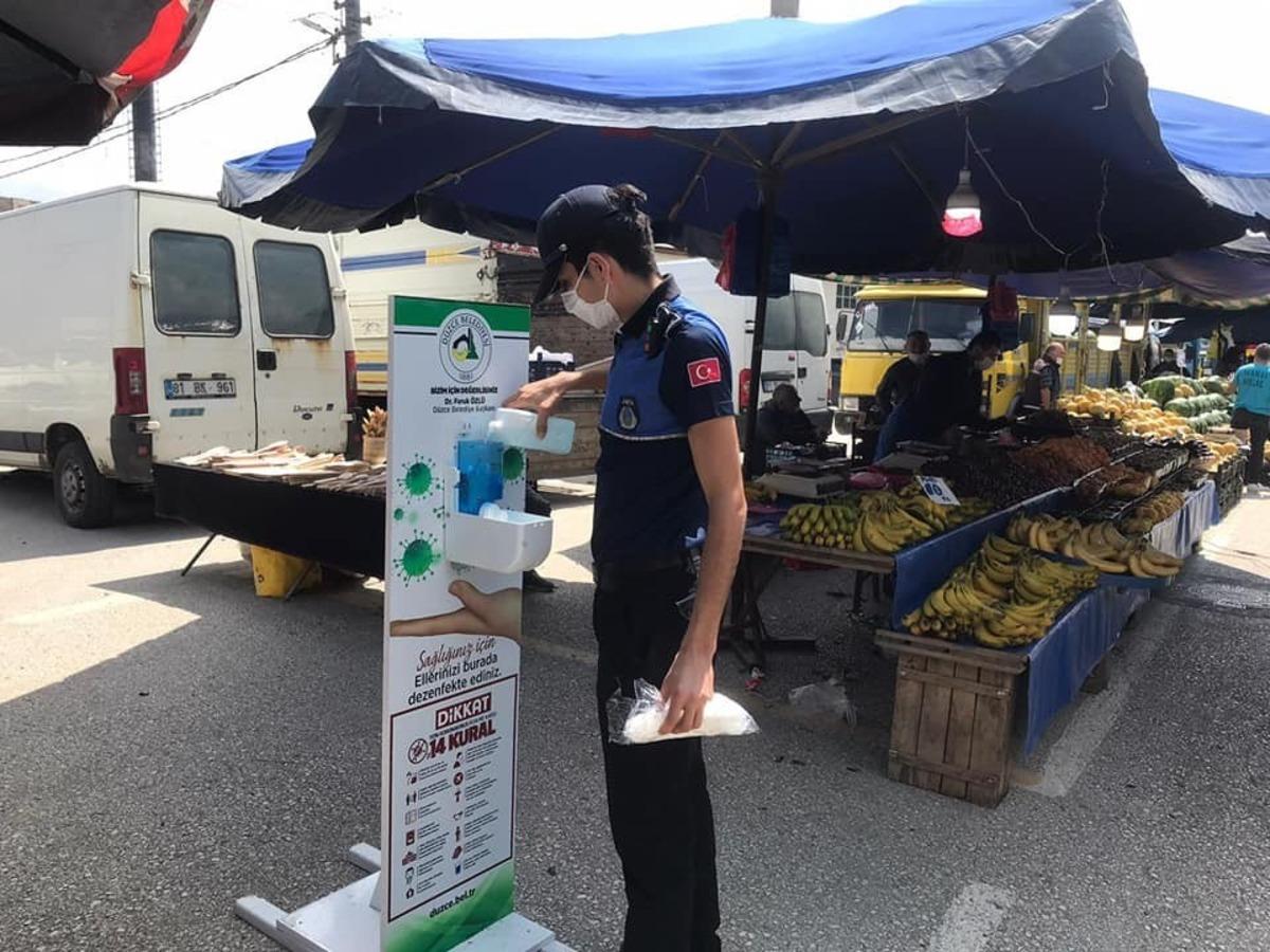 Zabıta ekipleri sosyal mesafe denetimine &ccedil;ıktı