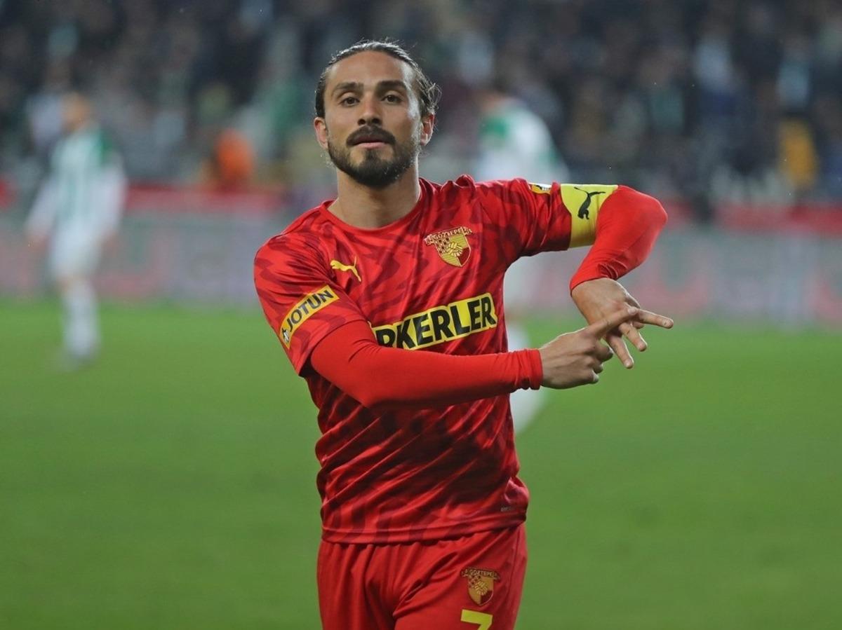 Kamp&uuml;sten yeşil sahalara uzanan &lsquo;iyilik&rsquo; seferberliği