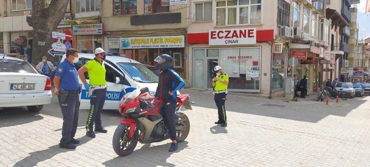 Polisten motosiklet denetimi G3