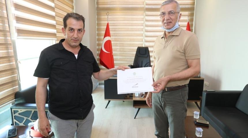 Tarhan’dan koronalı günlerde destek verenlere teşekkür ziyareti