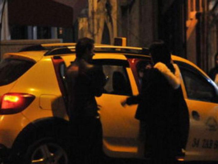 Duman Grubunun solisti Kaan Tangöze eşini aldatırken yakalandı G5